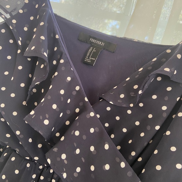 Forever 21 Summer Dress - Picture 2 of 4